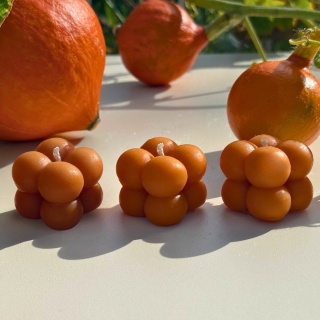 Małe świeczki bąbelkowe o zapachu Pumpkin Spice